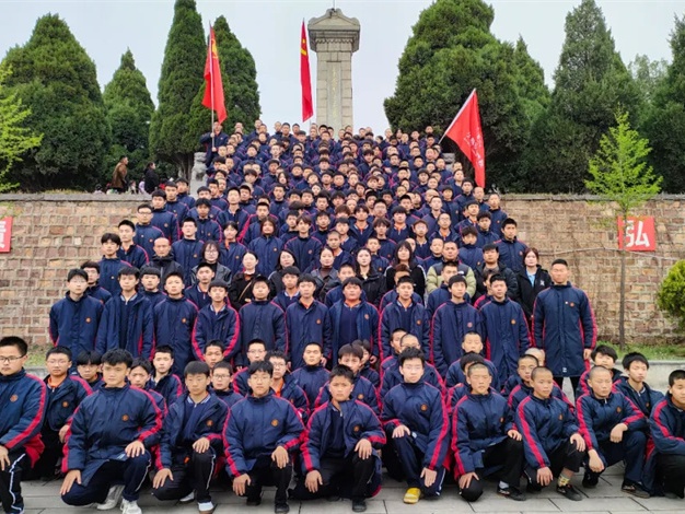 清明祭英烈 厚植爱国情|少林友谊学校开展清明缅怀革命先烈活动