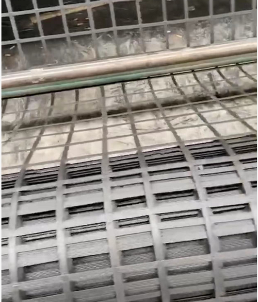 钢塑格栅