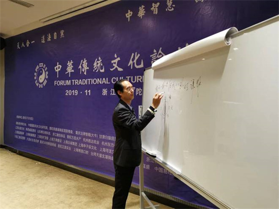 下载 (2).jpg