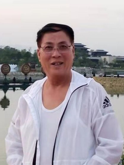 董光辉