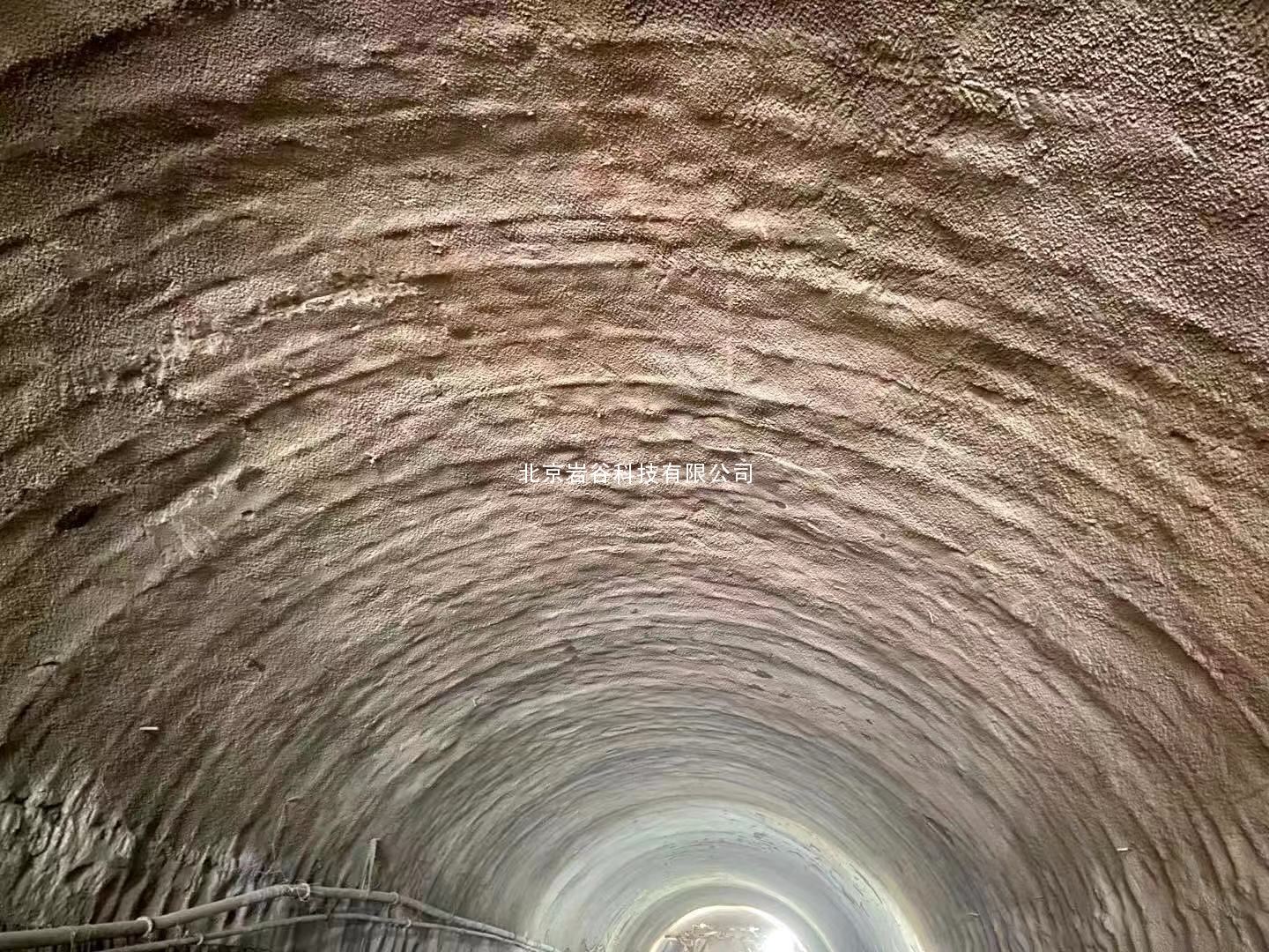 京秦高速黄土峪隧道
