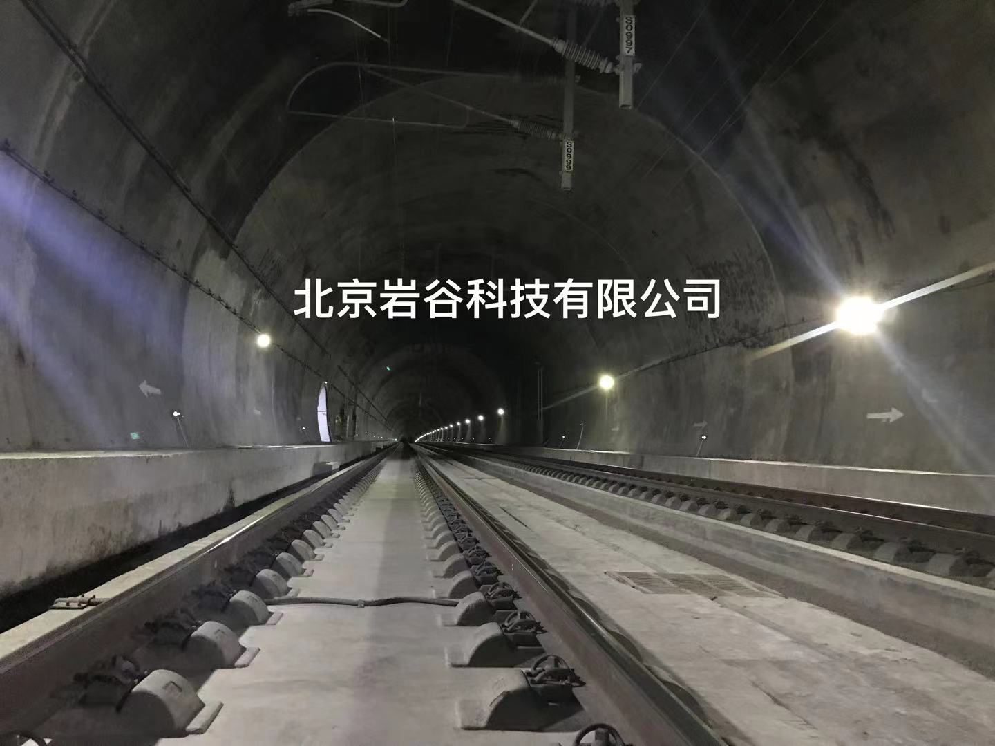 某高铁隧道运营期水压致裂法地应力测试